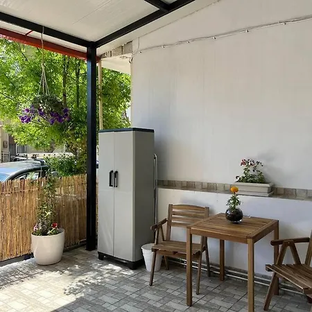 House In Diavata, Thessaloniki, Greece דירה סלוניקי
