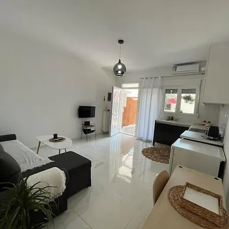 House In Diavata, Thessaloniki, Greece Daire *